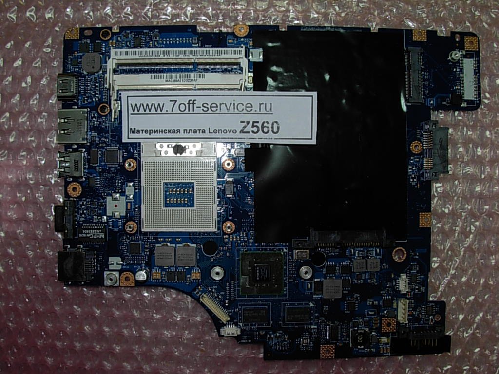Фото материнской платы ноутбука Lenovo Z560